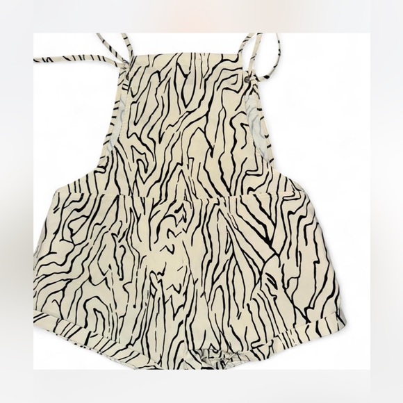 ❤️ Princess Polly Utopia jumper - Picture 4 of 7